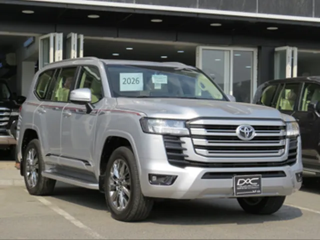 Photo of 2026 Toyota Land Cruiser GXR