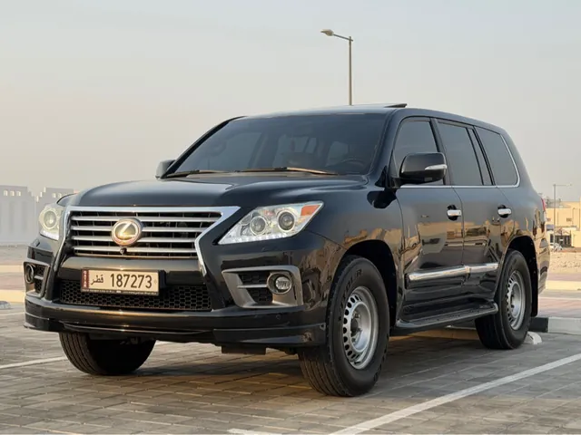 صورة 2009 لكزس LX 570
