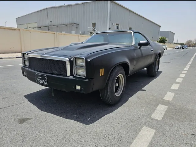 صورة 1977 شيفروليه الكامينو SS