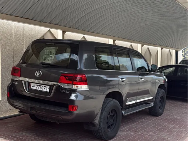 Photo of 2016 Toyota Land Cruiser VXR