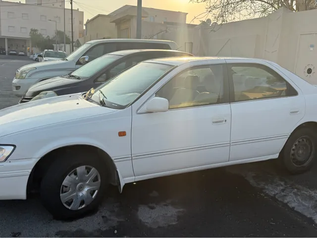 Photo of 1999 Toyota Camry GLi