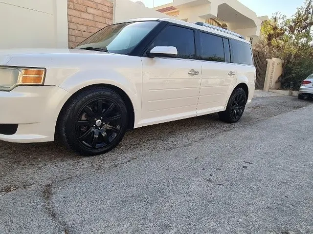 Photo of 2009 Ford Flex