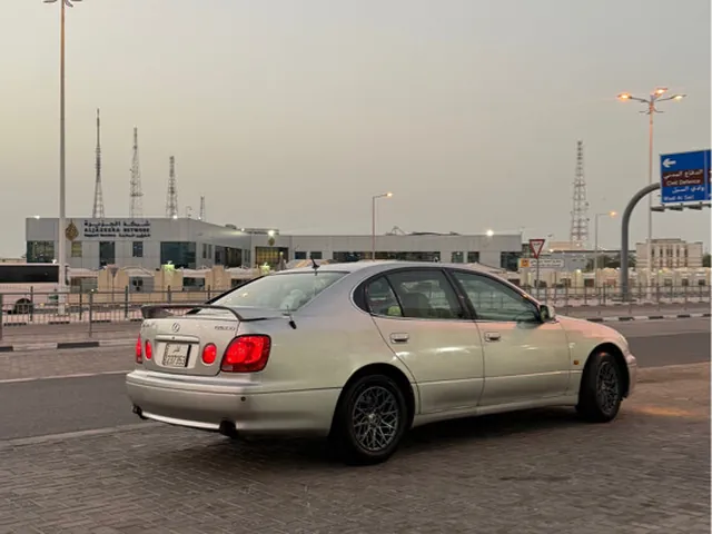 صورة 2002 لكزس GS 300