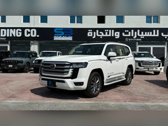 Photo of 2025 Toyota Land Cruiser GXR