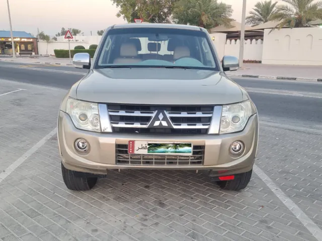 صورة 2013 ميتسوبيشي باجيرو