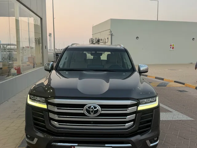 Photo of 2024 Toyota Land Cruiser VX