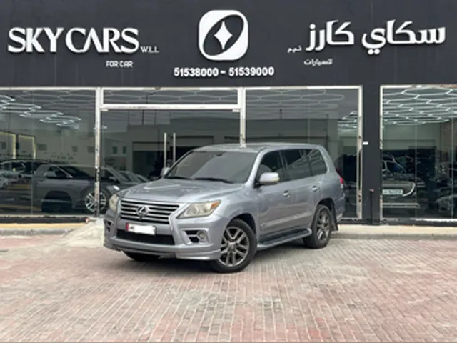صورة 2010 لكزس LX 570