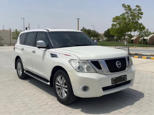 Photo of 2010 Nissan Patrol LE