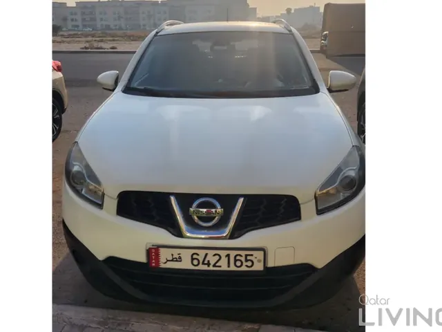 Photo of 2014 Nissan Qashqai SE