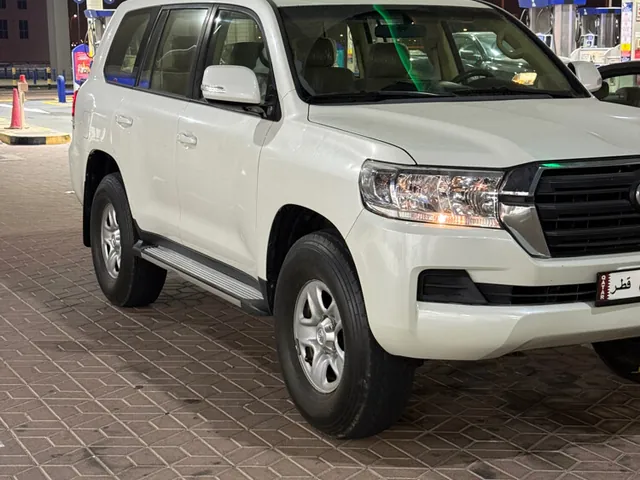 Photo of 2017 Toyota Land Cruiser GX