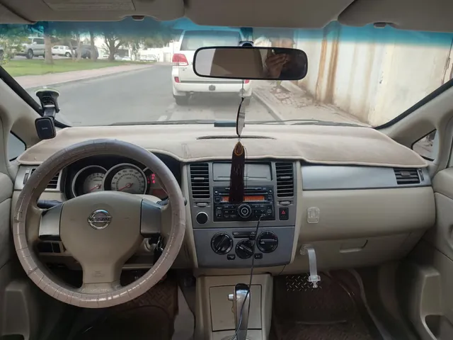 Photo of 2009 Nissan Tiida