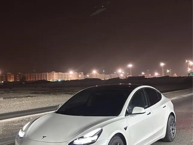 Photo of 2021 Tesla Model 3
