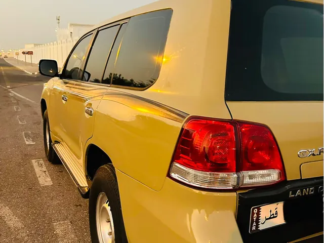 Photo of 2009 Toyota Land Cruiser 70