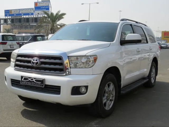 Photo of 2013 Toyota Sequoia