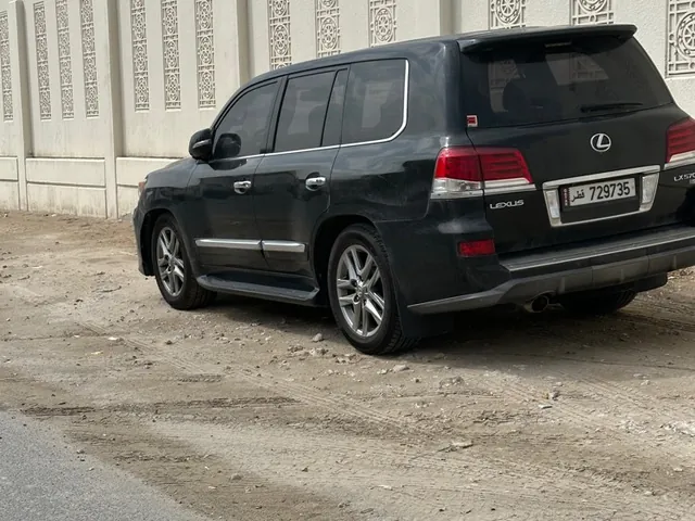 Photo of 2014 Lexus LX 570