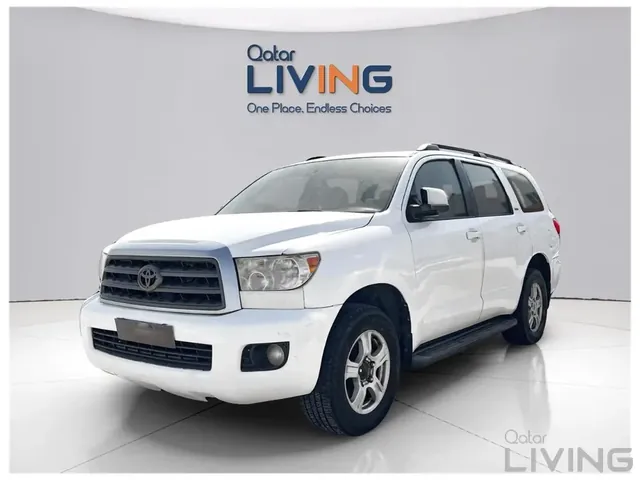 Photo of 2013 Toyota Sequoia