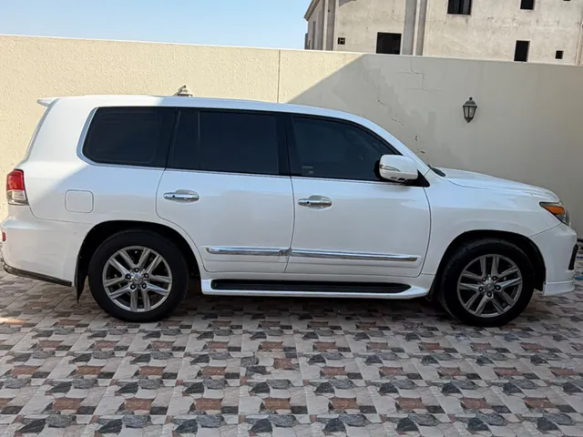 Photo of 2010 Lexus LX 570 S
