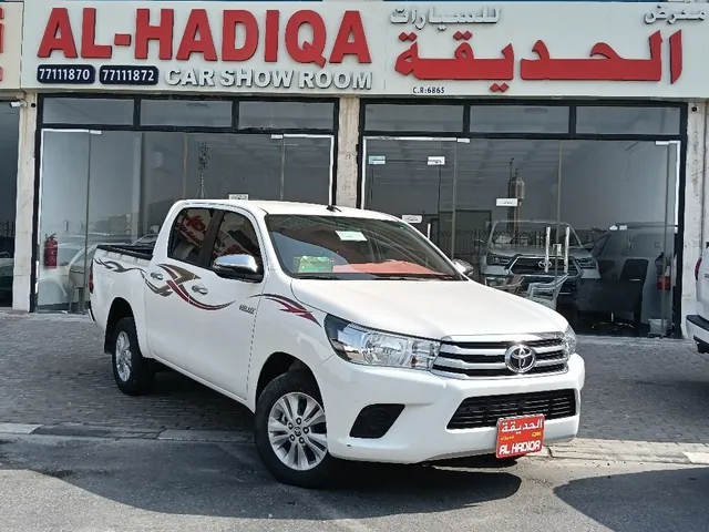 Photo of 2025 Toyota Hilux SR5