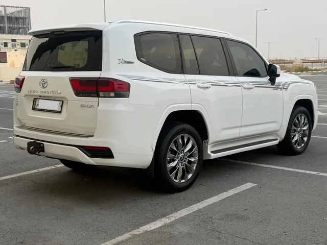 Photo of 2022 Toyota Land Cruiser GXR