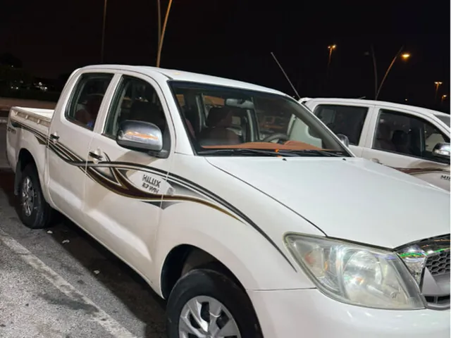 Photo of 2010 Toyota Hilux