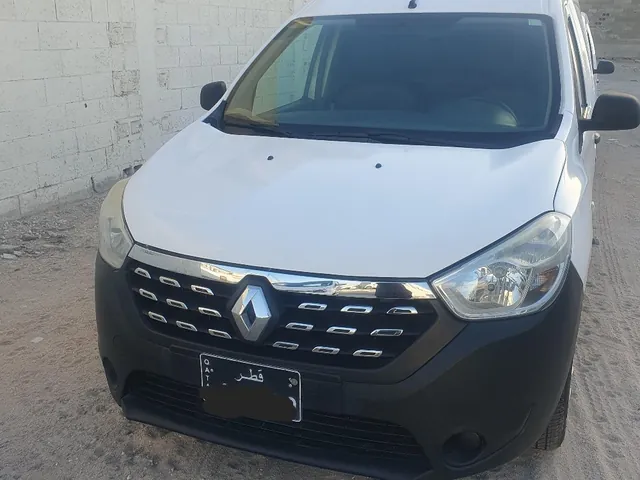 صورة 2021 رينو دوكر