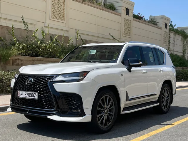 Photo of 2022 Lexus LX 600