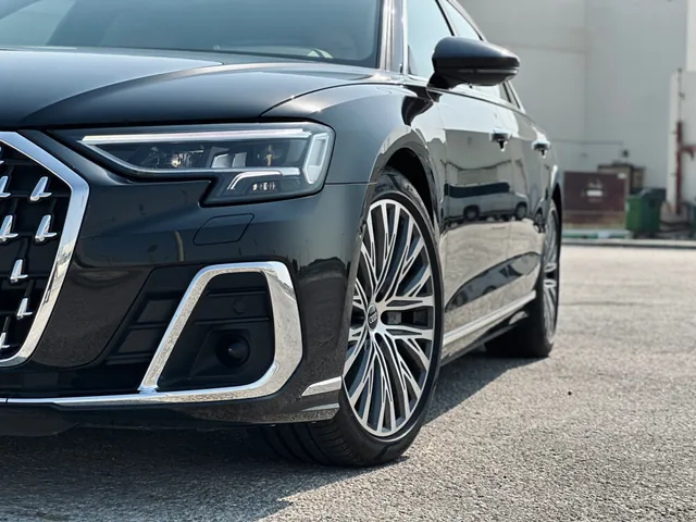 Photo of 2024 Audi A8 TFSI Quattro