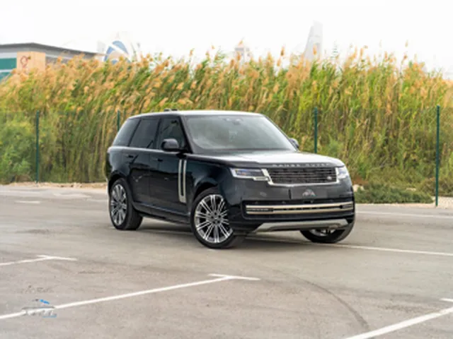 Photo of 2024 Range Rover Range Rover Vogue HSE