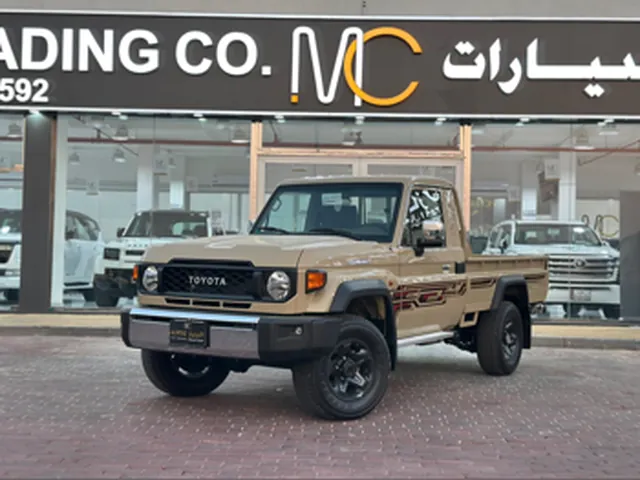 صورة 2025 تويوتا لاند كروزر LX