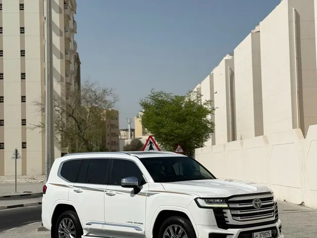 Photo of 2022 Toyota Land Cruiser VXR