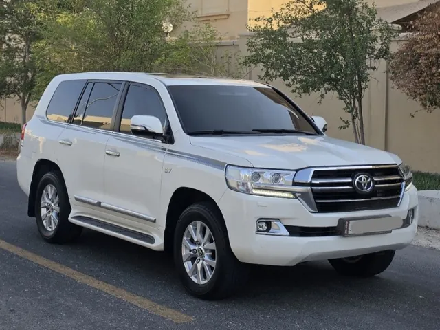 Photo of 2019 Toyota Land Cruiser VXR