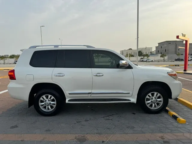 Photo of 2012 Toyota Land Cruiser GXR