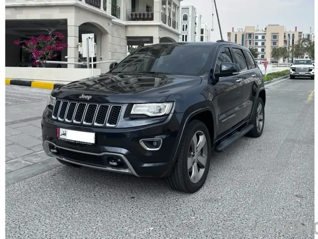 Photo of 2014 Jeep Grand Cherokee Overland