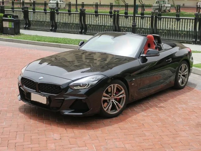 صورة 2021 بي إم دبليو Z4