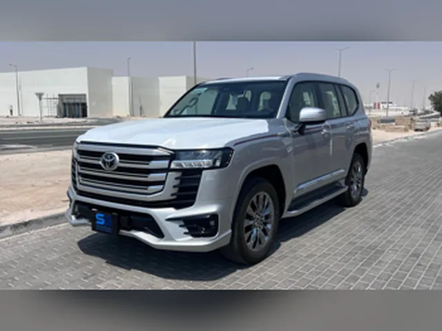 Photo of 2025 Toyota Land Cruiser GXR