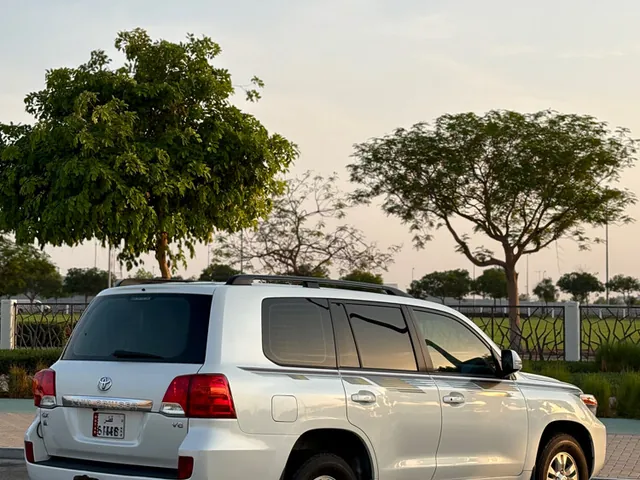 Photo of 2014 Toyota Land Cruiser GX