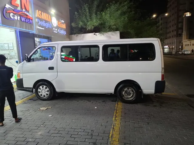 Photo of 2012 Nissan Urvan NV350