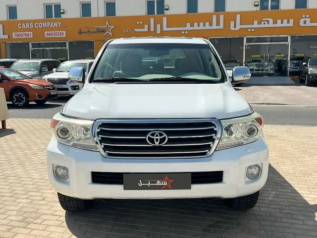 Photo of 2013 Toyota Land Cruiser GXR