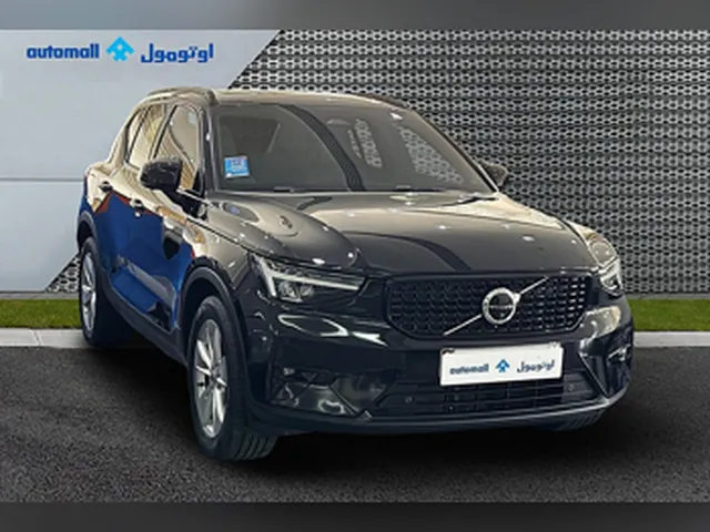 Photo of 2023 Volvo XC40