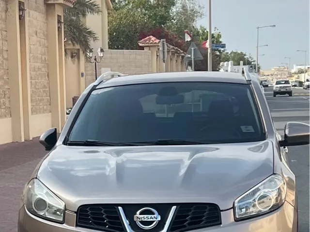 صورة 2012 نيسان قاشقاي SE