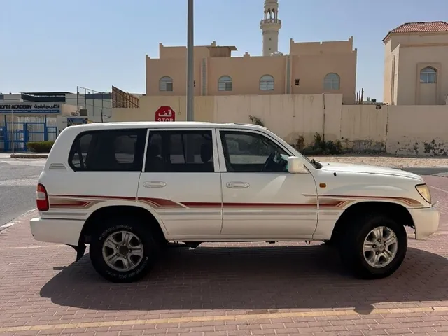 Photo of 2003 Toyota Land Cruiser GXR