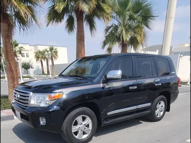Photo of 2015 Toyota Land Cruiser GXR