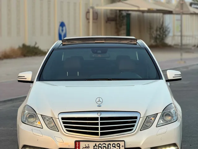 صورة 2013 مرسيدس-بنز E 300