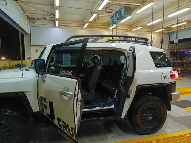 Photo of 2011 Toyota FJ Cruiser TRD