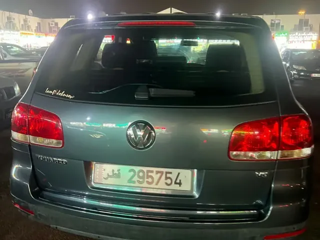 Photo of 2005 Volkswagen Touareg