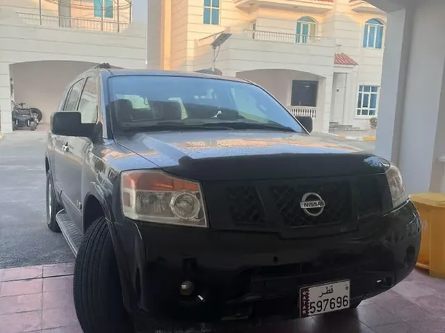 Photo of 2013 Nissan Armada SE