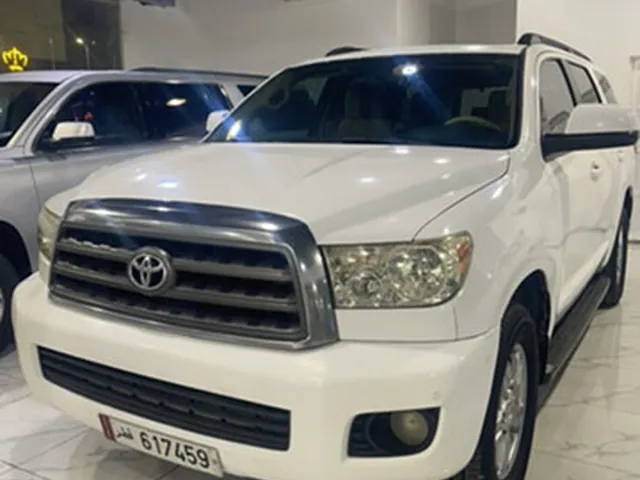 Photo of 2014 Toyota Sequoia