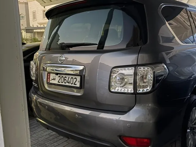 صورة 2019 نيسان باترول SE