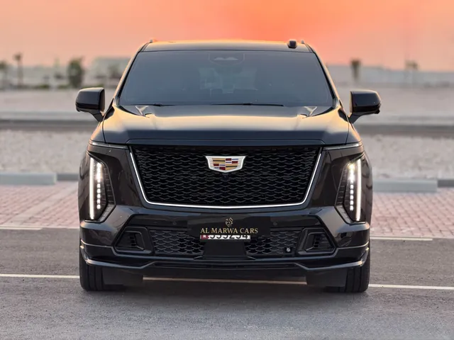 صورة 2025 كاديلاك إسكاليد V