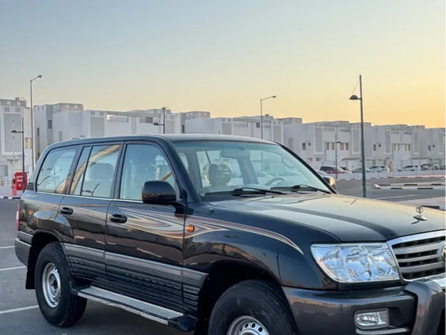 Photo of 2003 Toyota Land Cruiser GXR